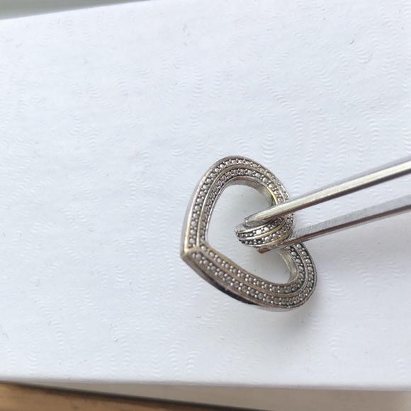 silver plated single heart pendant - Picture 9 of 9